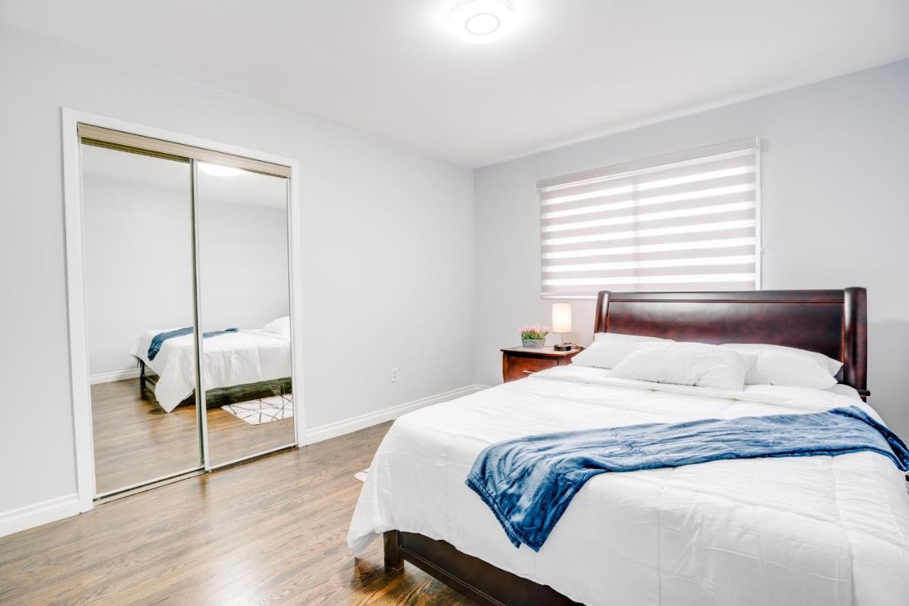 Furnished Family Home Near Toronto - Great Location Game Room - Backyard - Parking & Self Checkin Pickering Extérieur photo